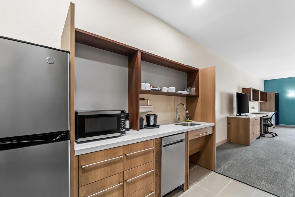 Home2 Suites by Hilton Marion - photo 13