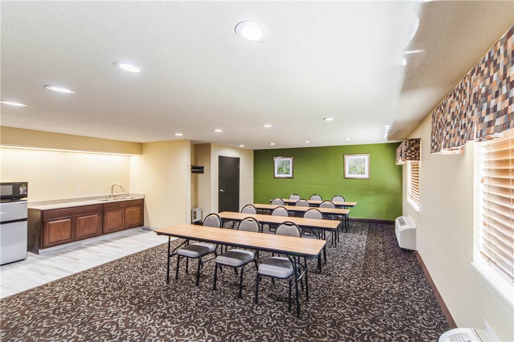 Quality Inn Decatur near US 224 - photo 36