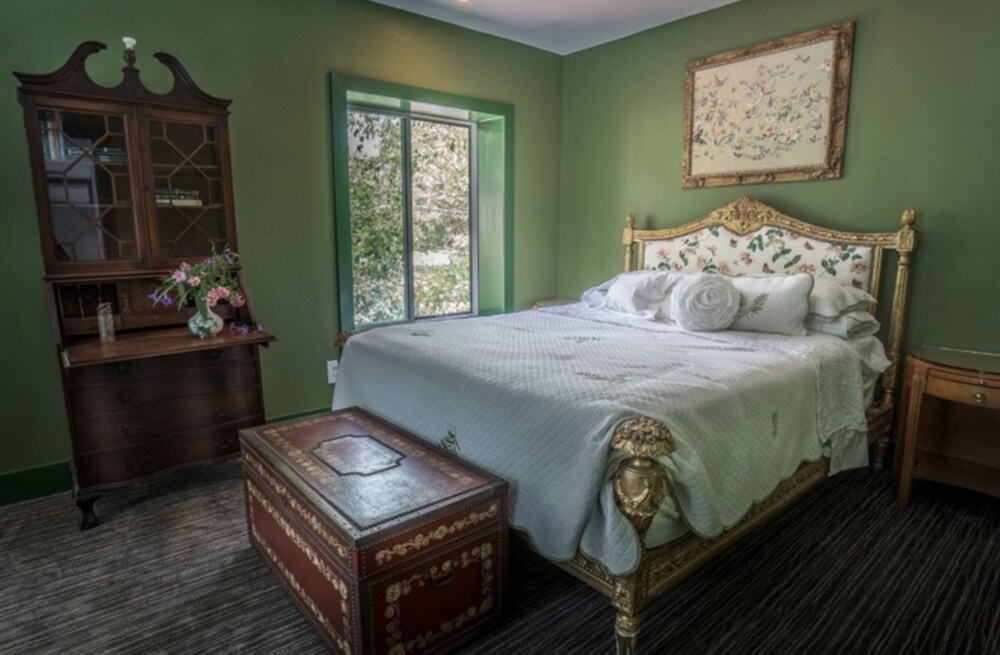 The Olive Tree Court - photo 10