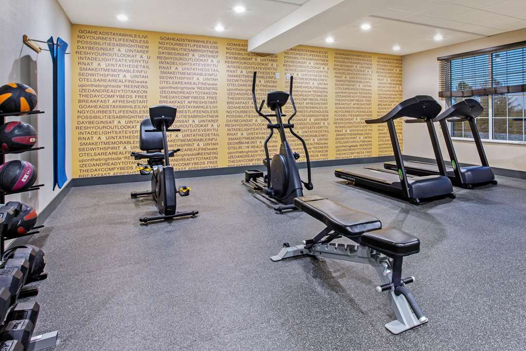 La Quinta Inn & Suites by Wyndham Paducah - photo 12