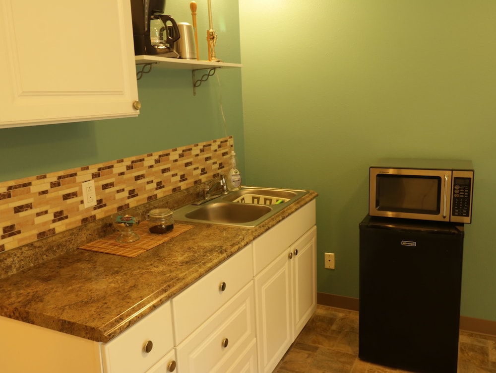 Alaska Dreamin' Lodging - photo 11