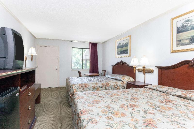 Knights Inn Yemassee - photo 13