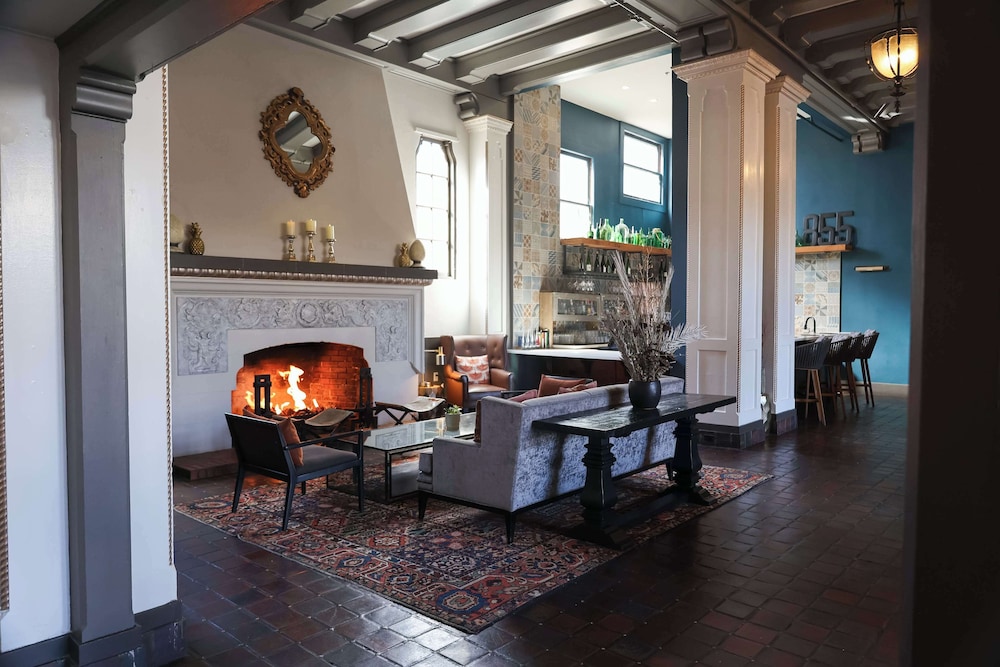 Hotel Petaluma Tapestry Collection by Hilton - photo 3