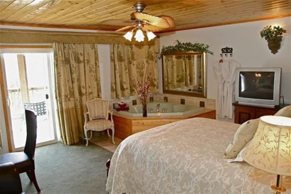 Echo Canyon Spa Resort - photo 14