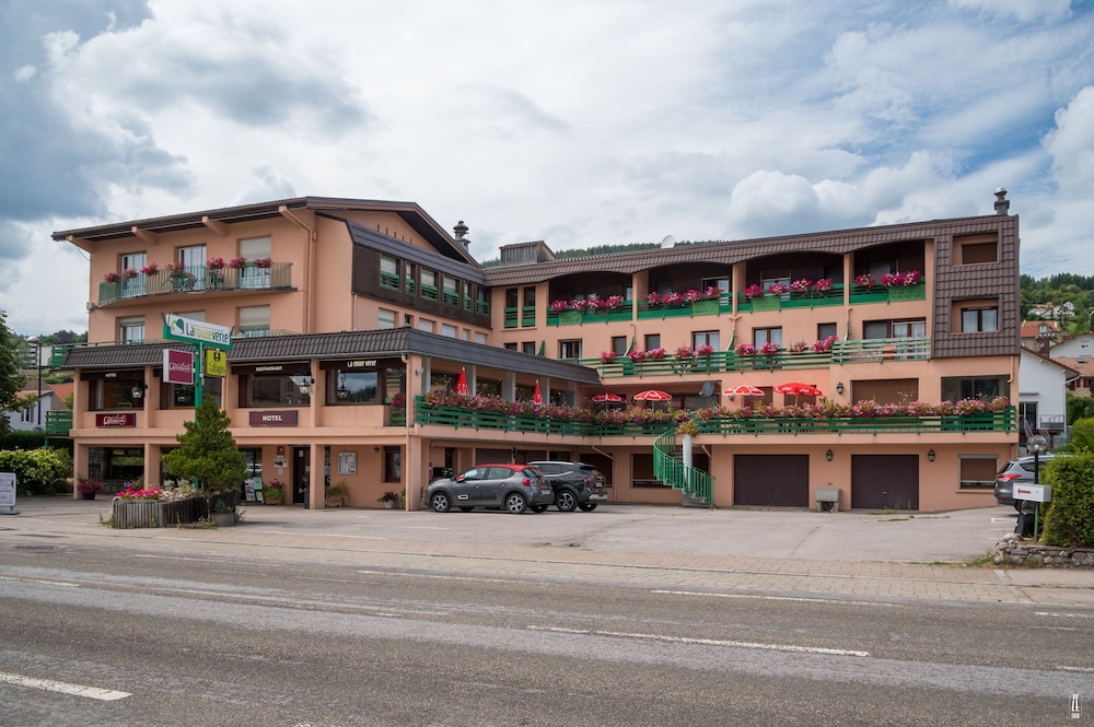Hotel De La Route Verte in Gerardmer, France