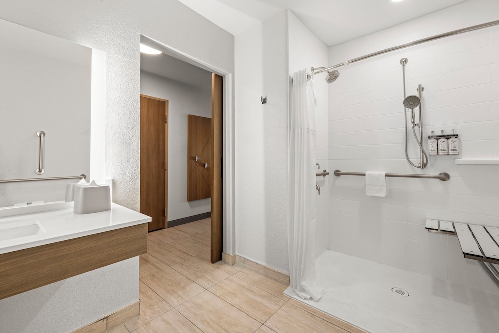 Holiday Inn Express & Suites Phoenix West Tolleson by IHG - photo 35