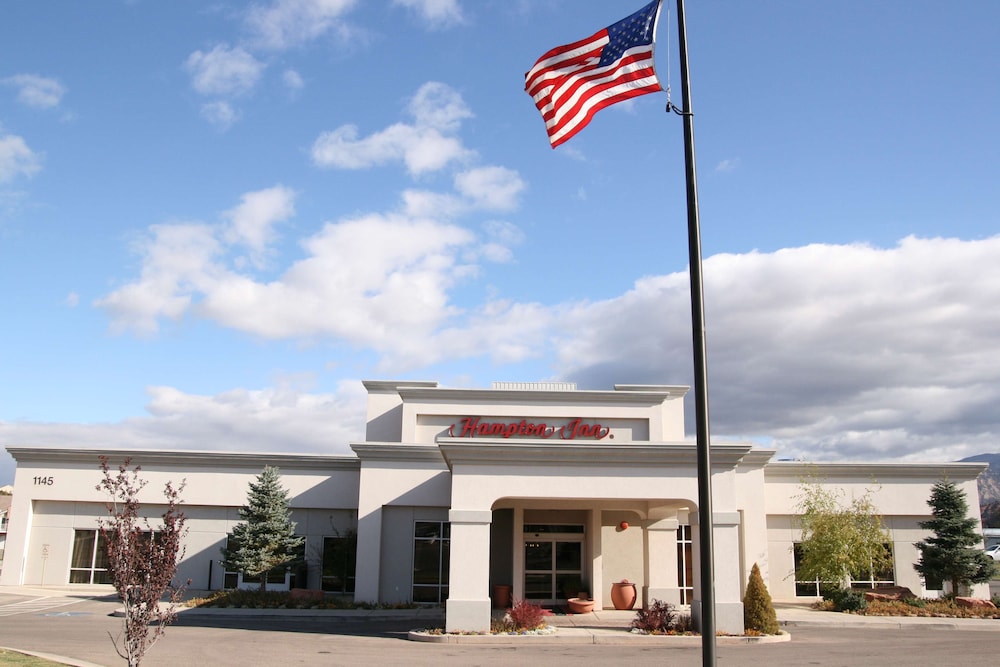Hampton Inn Cedar City - photo 37