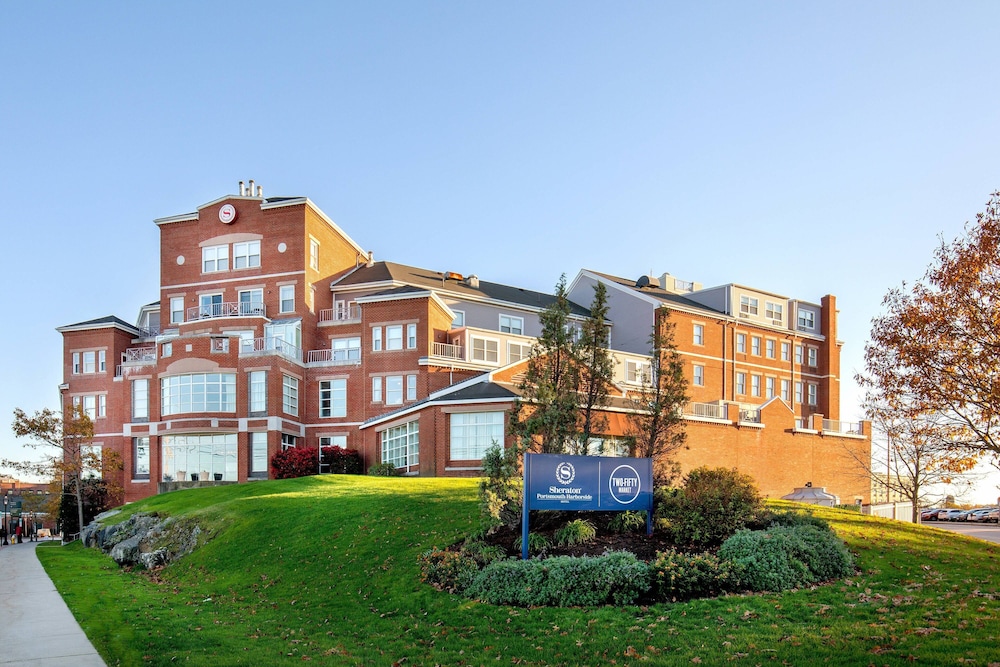 Sheraton Portsmouth Harborside Hotel - photo 45