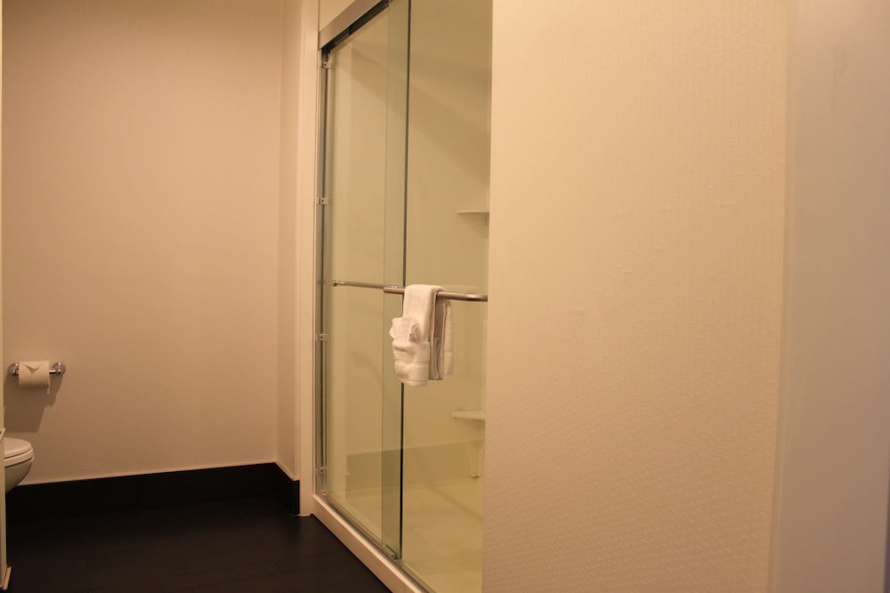 Hampton Inn Bainbridge - photo 26