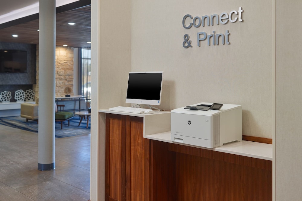 Fairfield Inn & Suites by Marriott Locust Grove I 75 South - photo 16