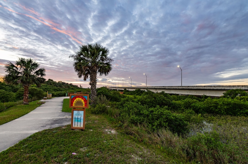Ocean Sands Beach Boutique Inn 1 Acre Private Beach - photo 218