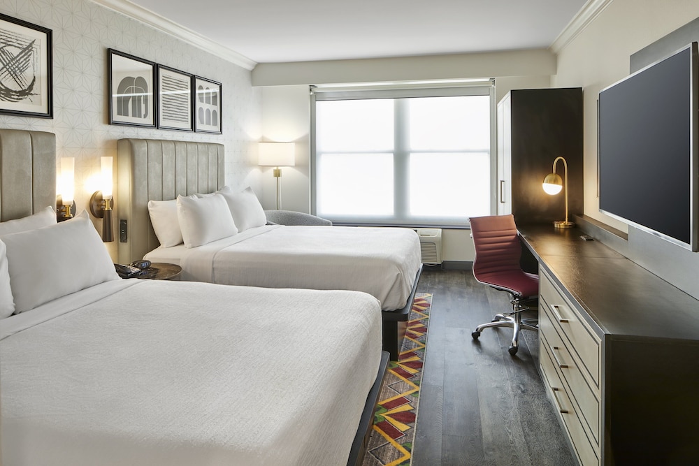Hotel Indigo Cleveland Downtown by IHG - photo 10