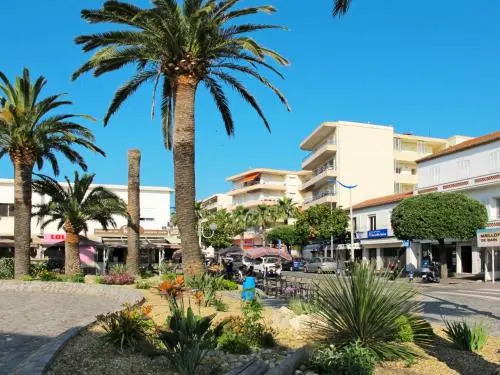 Les Jardins De La Mer Inh 32170 in Cavalaire-Sur-Mer, France