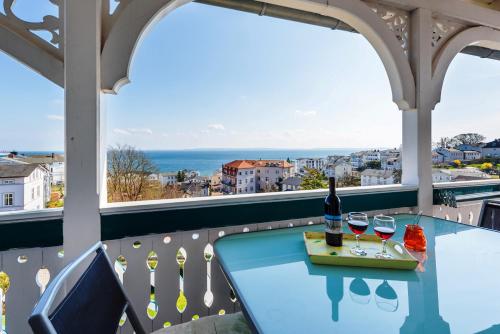 Villa Bella Vista Meerblick 3 — 4-Star Luxury Hotel in Sassnitz, Germany
