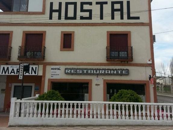 Q Albares - last minute hotel in Albares