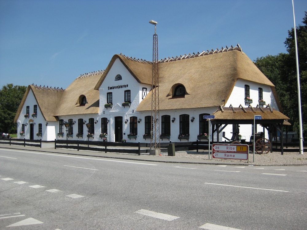 Døstrup Landevejskro & Motel in Skaerbaek, Denmark