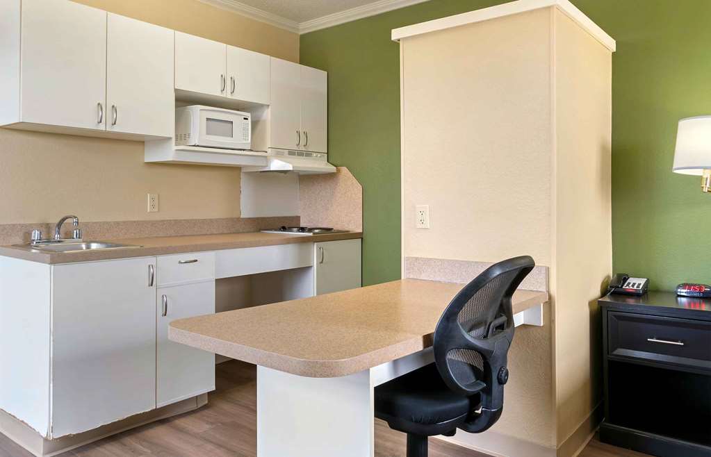 Extended Stay America Suites Detroit Madison Heights - photo 36