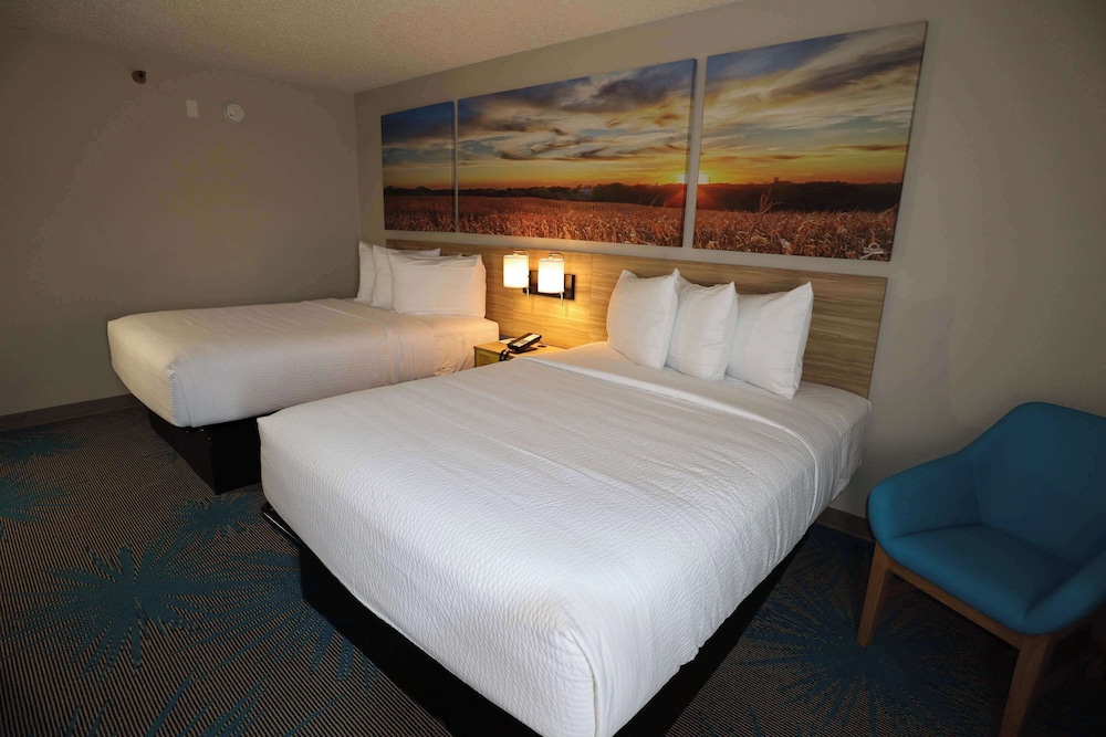 Days Inn by Wyndham Mandan Bismarck Area - photo 12