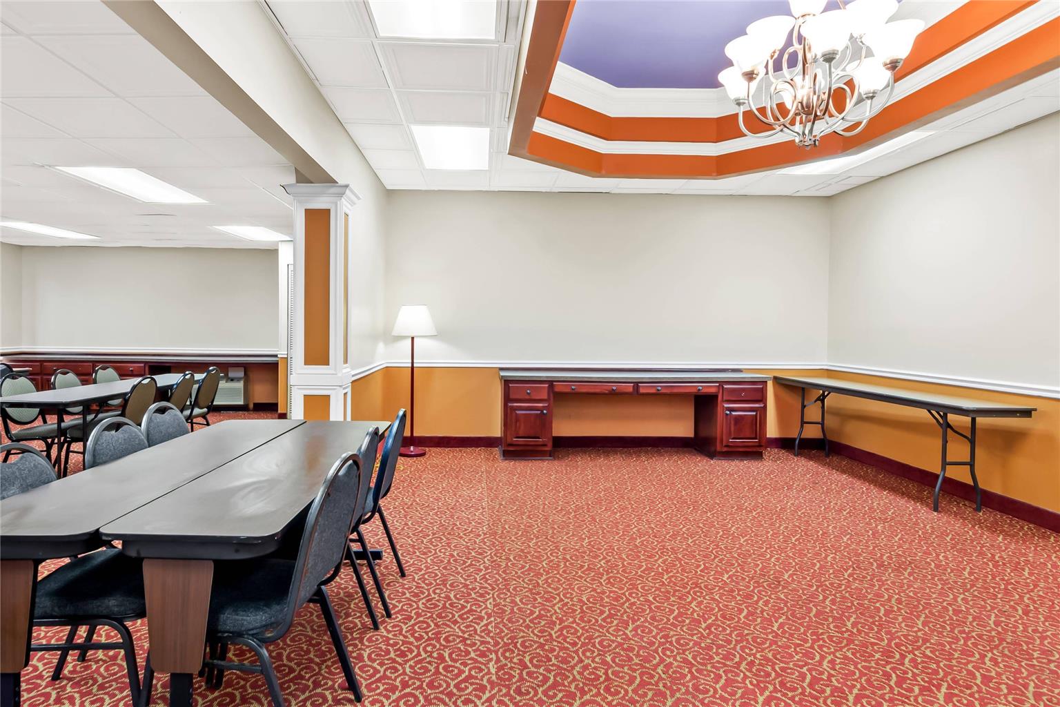 Econo Lodge Mt Hope Beckley North - photo 32