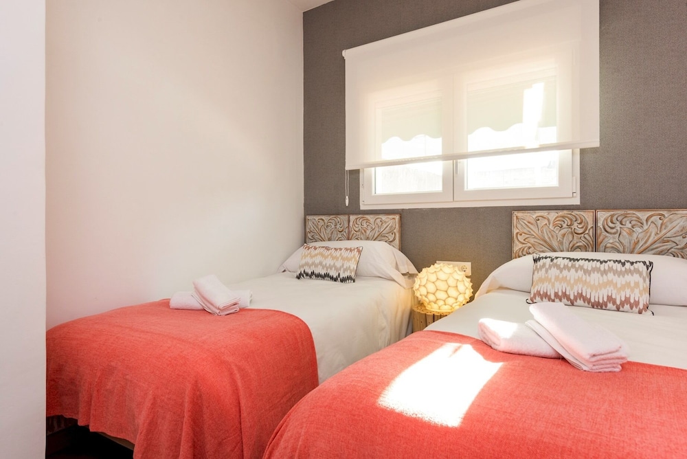Genteel Home Mano de Hierro — 4-Star Luxury Hotel in Granada, Spain