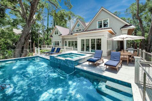 136 Flyway Drive by Akers Ellis Rentals — 4-Star Luxury Hotel in Kiawah Island, United States