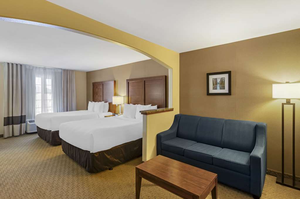 Comfort Inn & Suites Gillette near Campbell Medical Center - photo 32