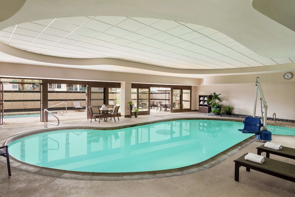 Embassy Suites by Hilton Convention Center Las Vegas - photo 44