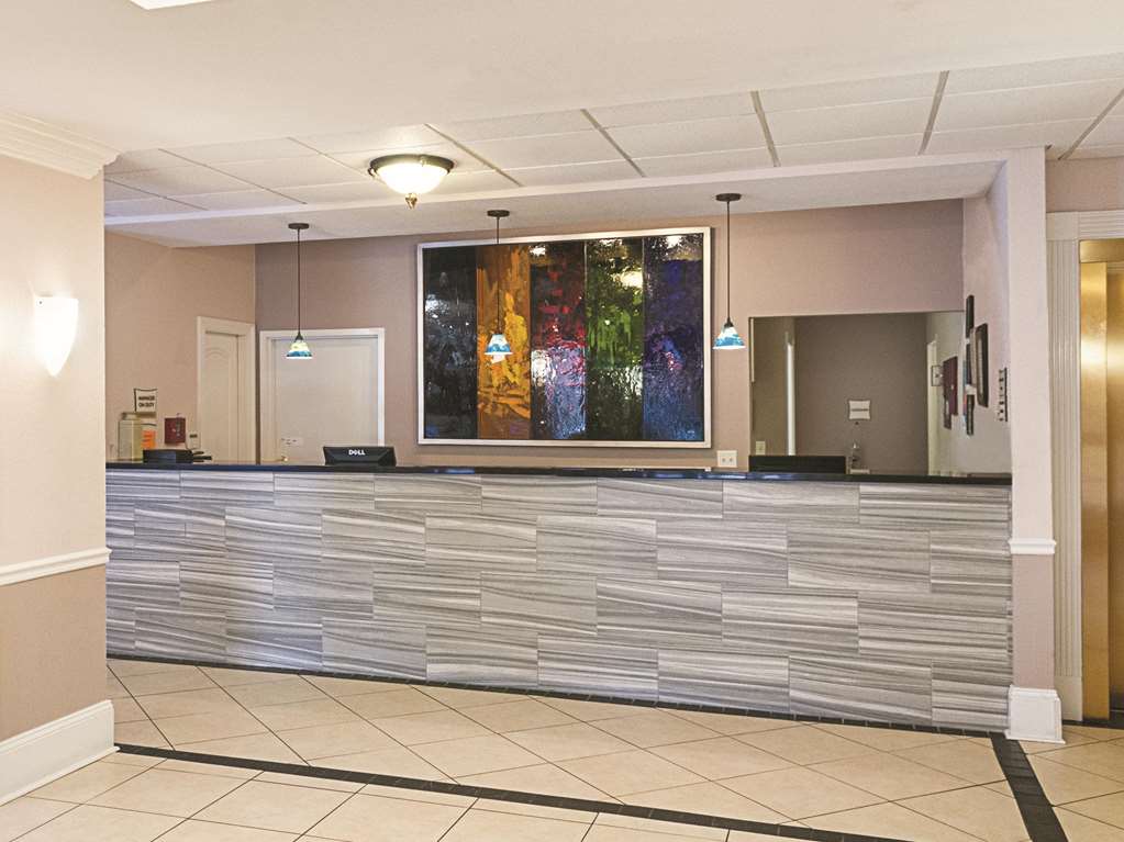 La Quinta Inn & Suites by Wyndham Slidell North Shore Area - photo 28