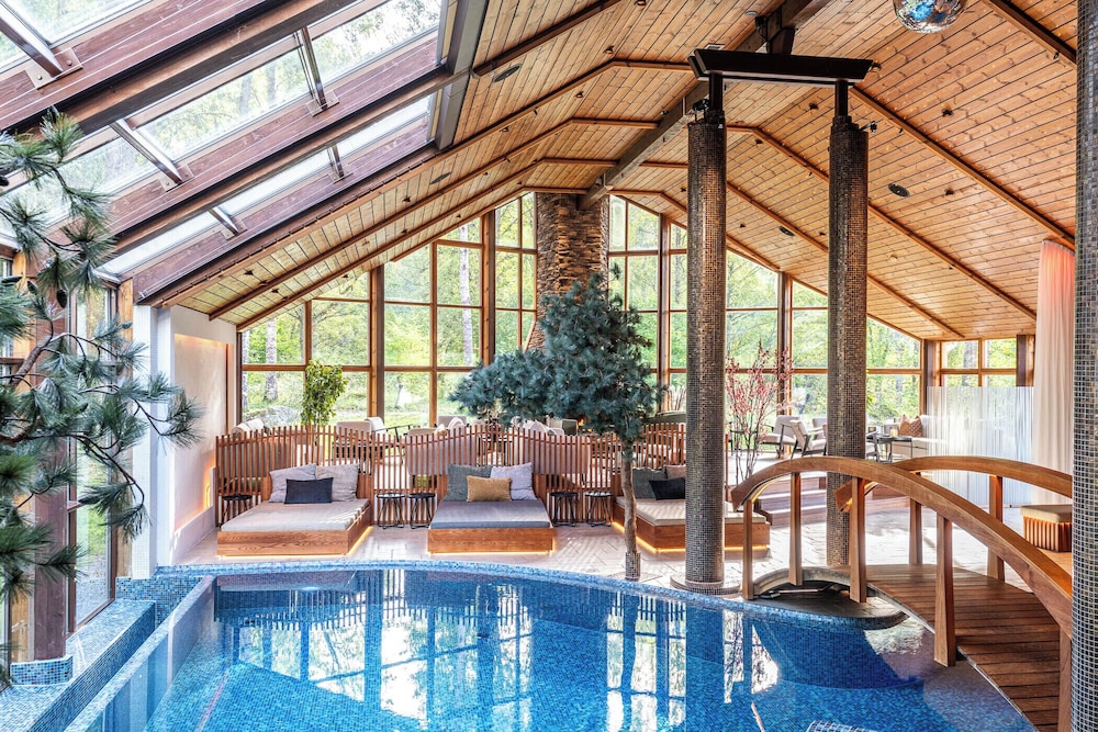 Nova Park Conference