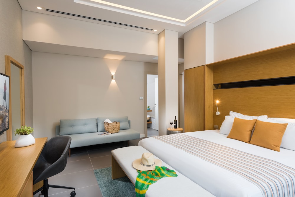 Oasis Dead Sea — 4-Star Luxury Hotel in Tel Aviv, Israel