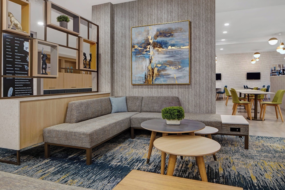 TownePlace Suites by Marriott Phoenix Glendale Sports & Entertainment District - photo 2