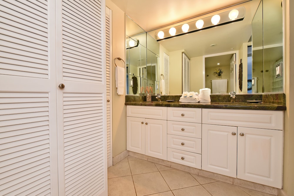 Mahana Resort #1104 1 Br Condo - photo 16