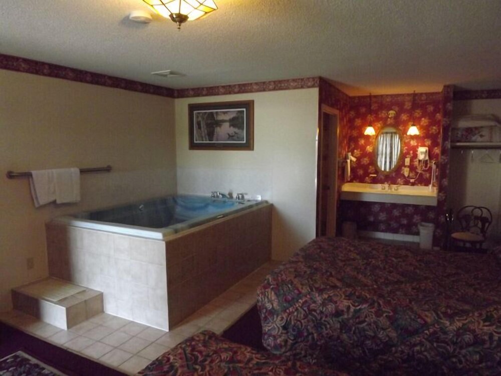 Holiday Motel - photo 18