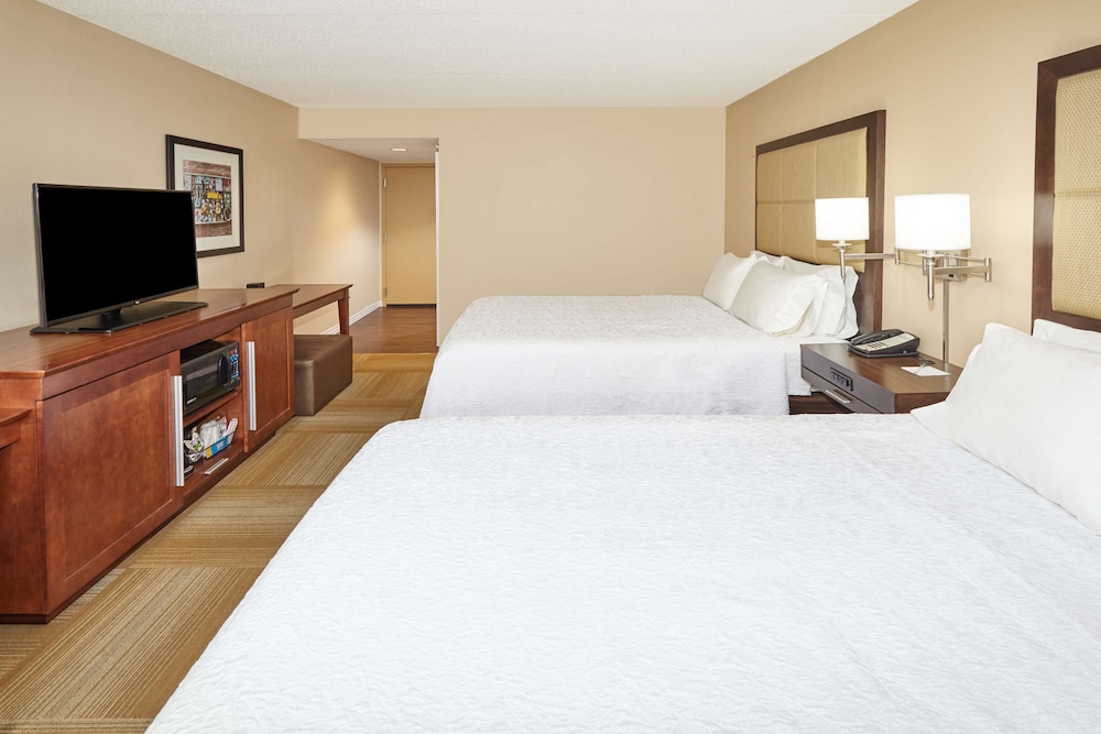 Hampton Inn Lafayette - photo 11