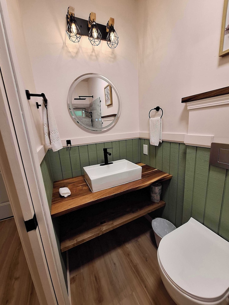 Wild Ginger Hotel - photo 29