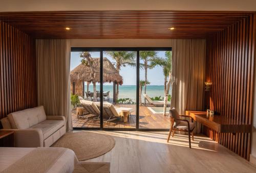 Villa TuluMar Beachfront Luxury Villa full service — 5-Star Luxury Hotel in Tulum, Mexico
