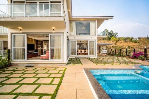 Summer Plaza Resort in Mahabaleshwar, India