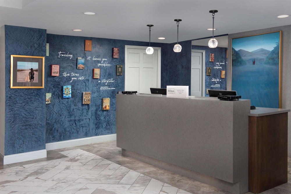 West End Washington DC Tapestry Collection by Hilton - photo 25
