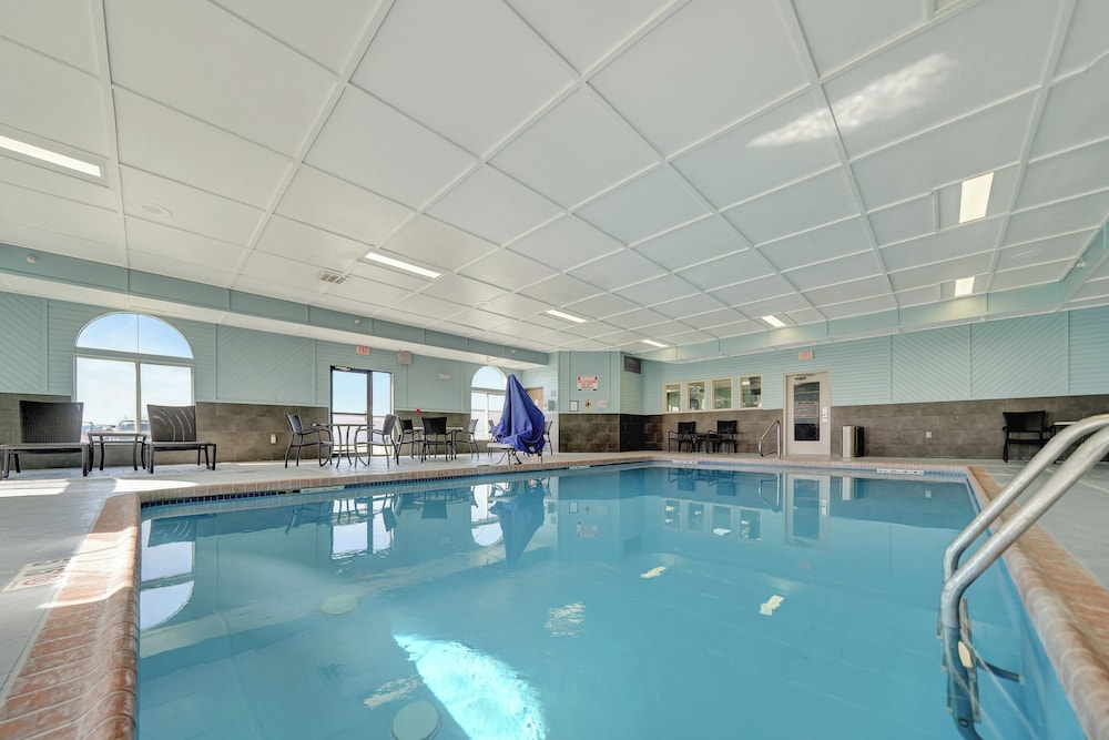 Holiday Inn Express Hotel & Suites Beatrice by IHG - photo 91