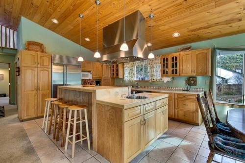 Sequoia Chalet home