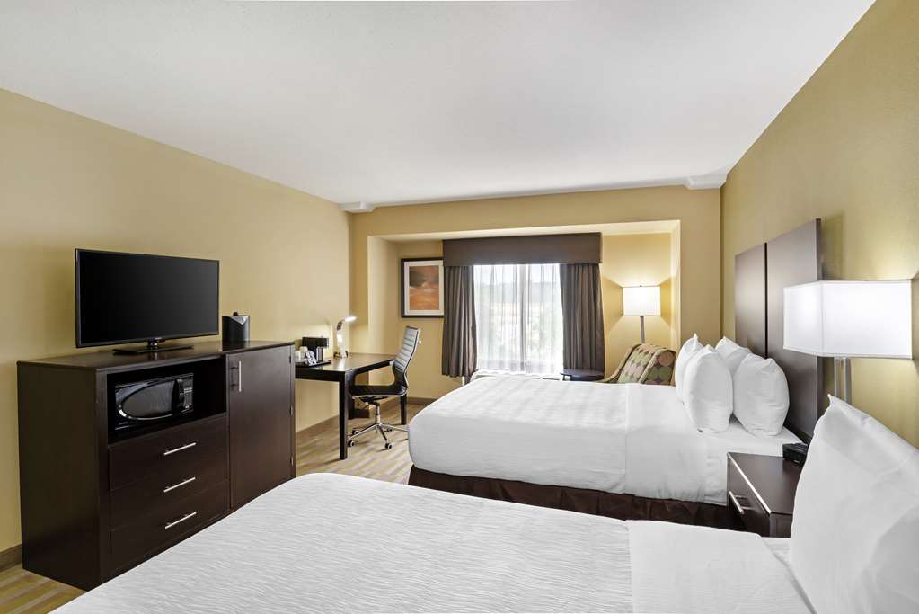Best Western Plus Thornburg Inn & Suites - photo 6