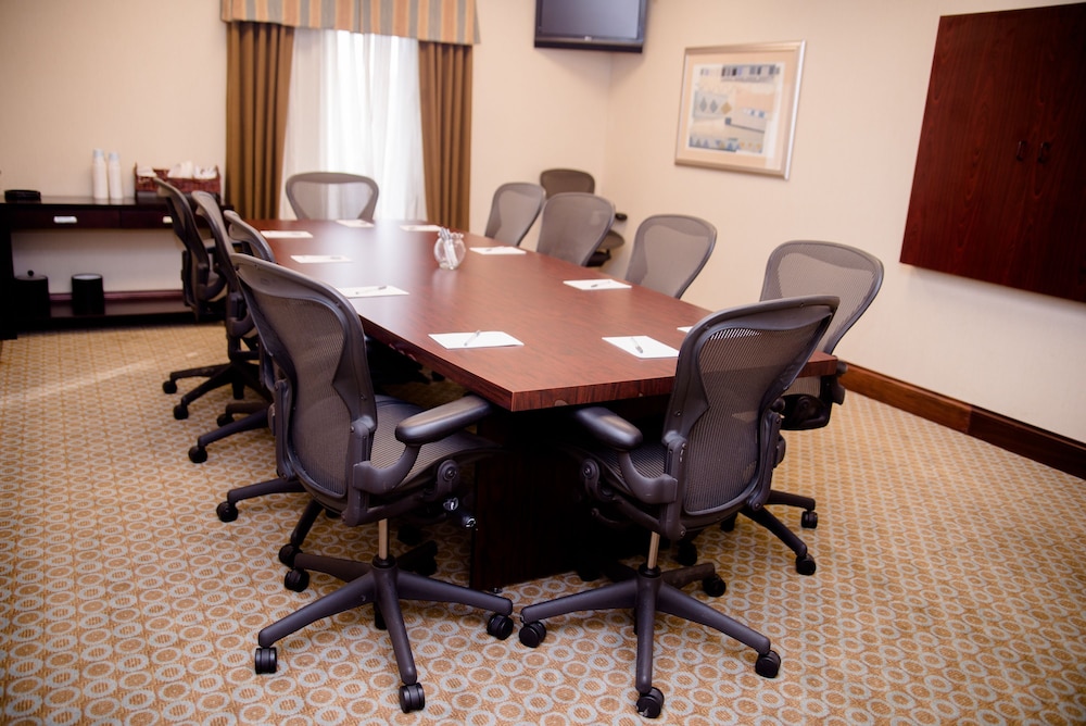 Hampton Inn Greenfield - photo 52