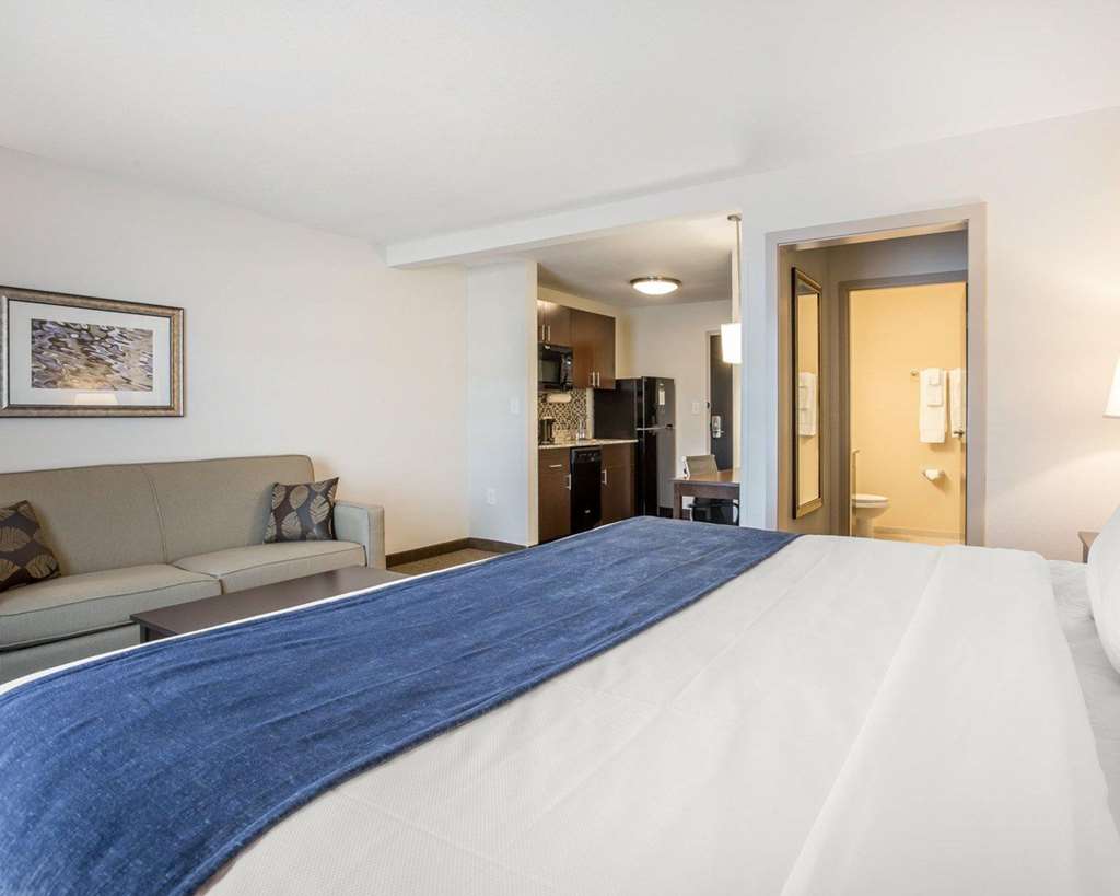 MainStay Suites Cartersville Emerson Lake Point - photo 12