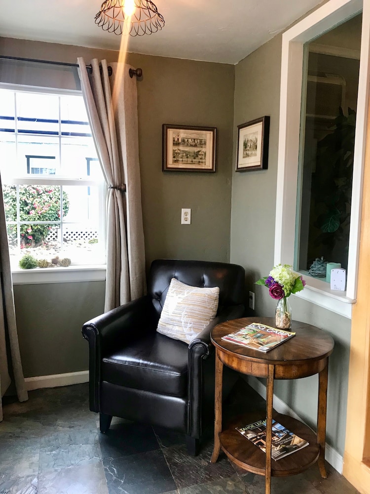 Sierra Mountain Inn - photo 5