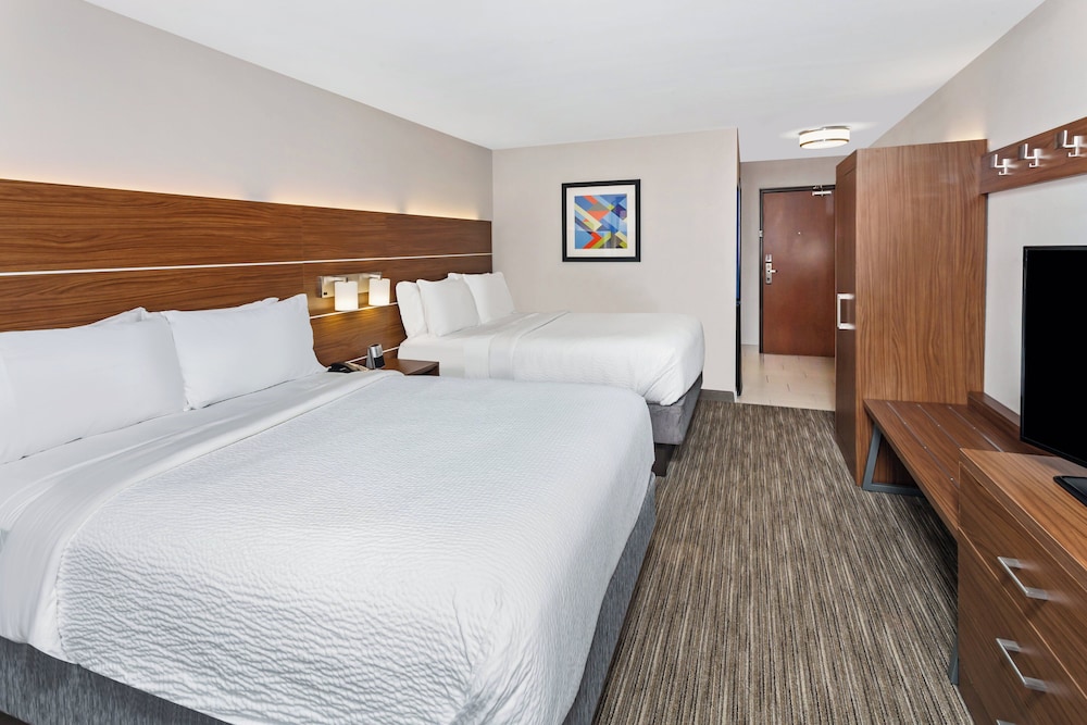 Holiday Inn Express Hotel & Suites Chicago South Lansing by IHG - photo 19