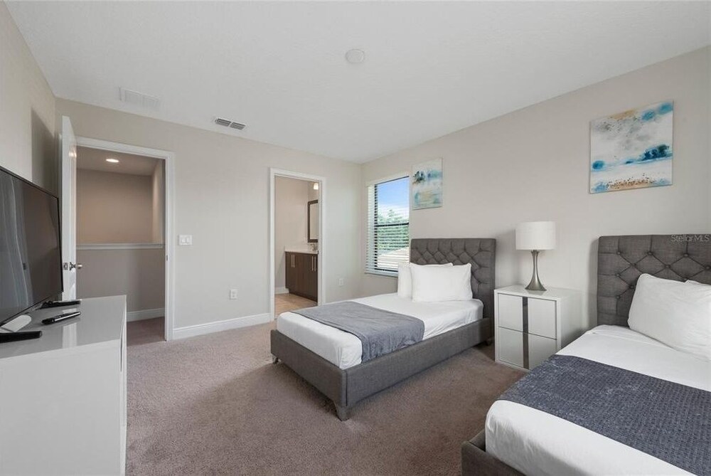 224MCV Balmoral Resort - photo 8