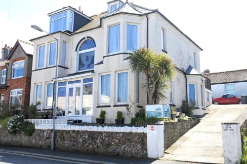 Smugglers Rest - carbon neutral hotel in Newquay