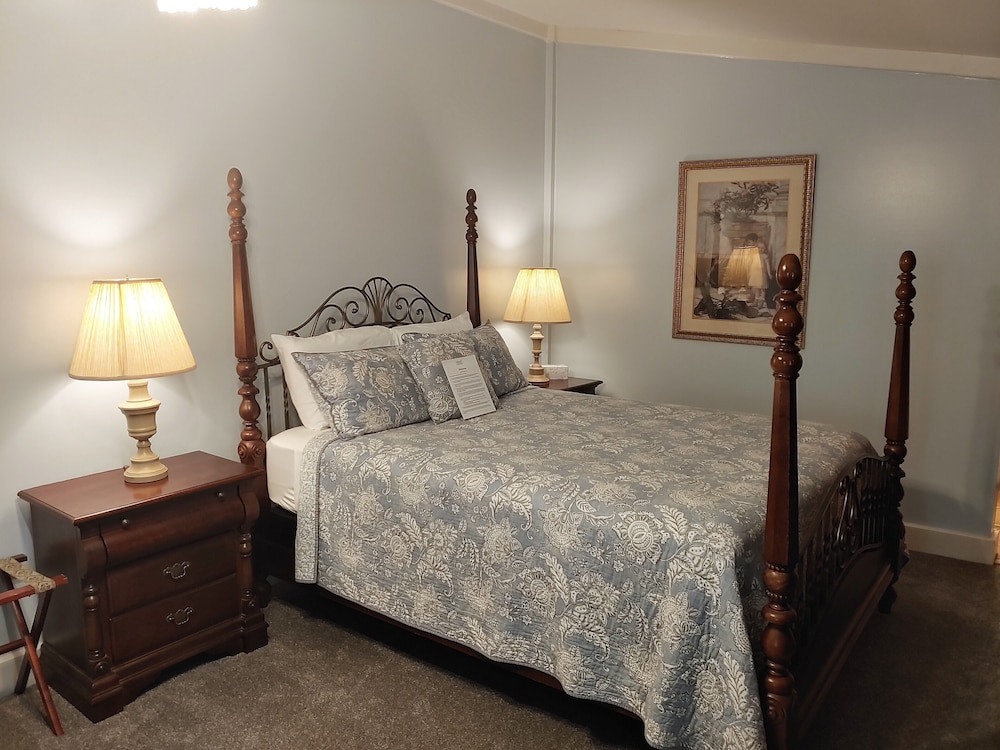 McKinley Edwards Inn - photo 14