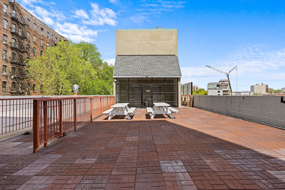 Highbridge Hotel - photo 31