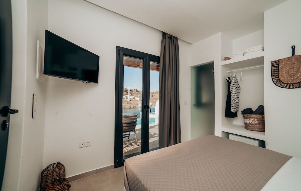 Ble Kythnos Suites — Kythnos — photo 3